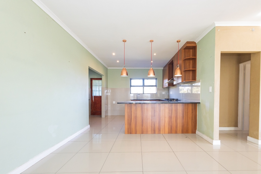 To Let 4 Bedroom Property for Rent in Kaapsig Western Cape